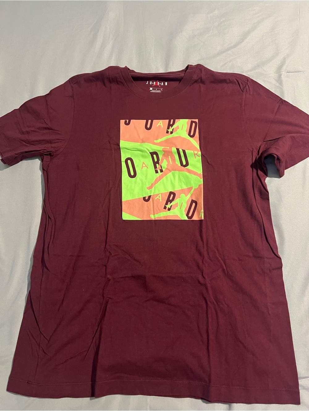 Jordan Men’s Short Sleeve Graphic Tee in Maroon with Neon Print Size L